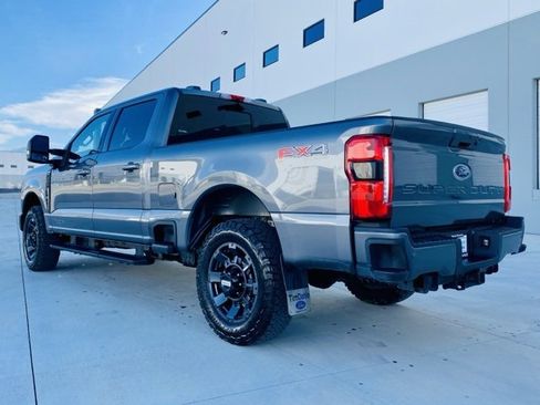 Used 2023 Ford F250 Lariat w/ Lariat Ultimate Package image 7