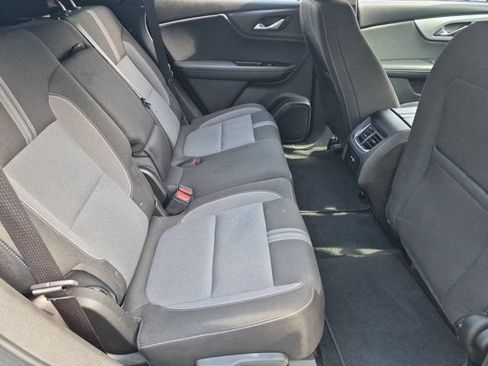 Used 2025 Chevrolet Blazer LT FWD image 29