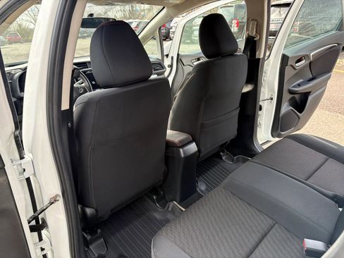 Used 2018 Honda Fit Sport image 17