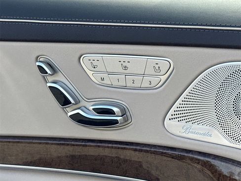 Used 2017 Mercedes-Benz S 550 Sedan image 34