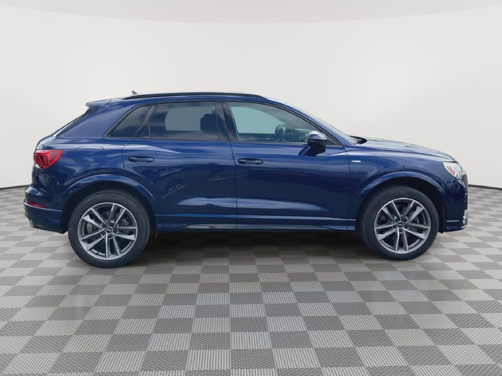 Used 2023 Audi Q3 2.0T Premium Plus AWD/4WD image 9