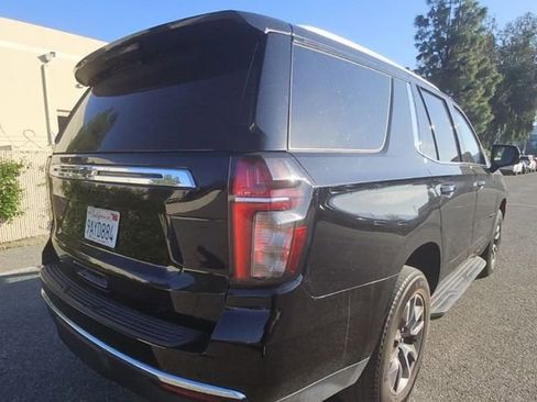 Used 2022 Chevrolet Tahoe LT w/ Luxury Package RWD image 4
