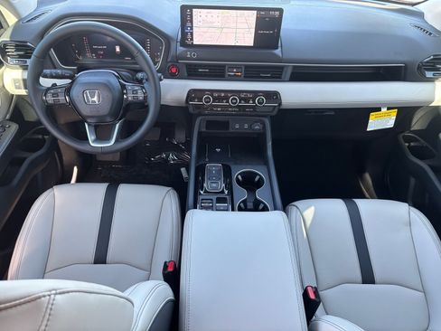 New 2026 Honda Pilot Touring image 13