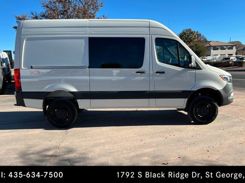 Used 2026 Mercedes-Benz Sprinter 2500 image 6