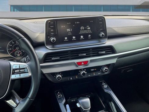 Used 2020 Kia Telluride S w/ S 8 Passenger Seating Package FWD image 9