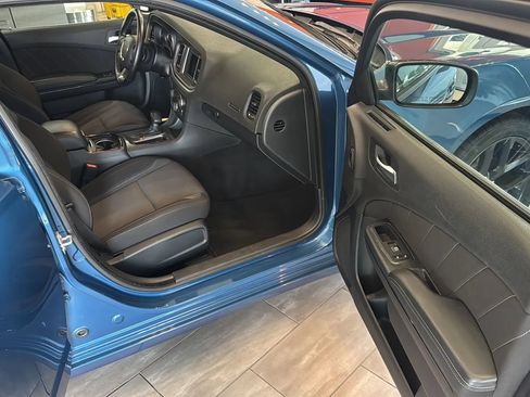 Used 2022 Dodge Charger SXT w/ Blacktop Package RWD image 21