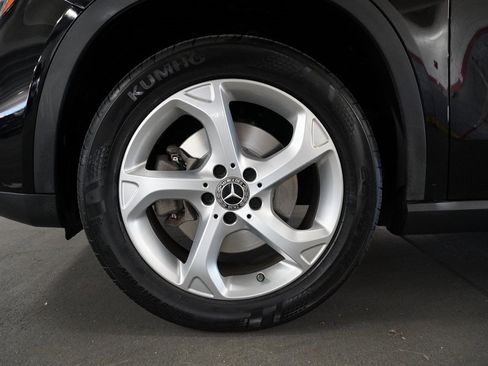 Used 2018 Mercedes-Benz GLA 250 image 25