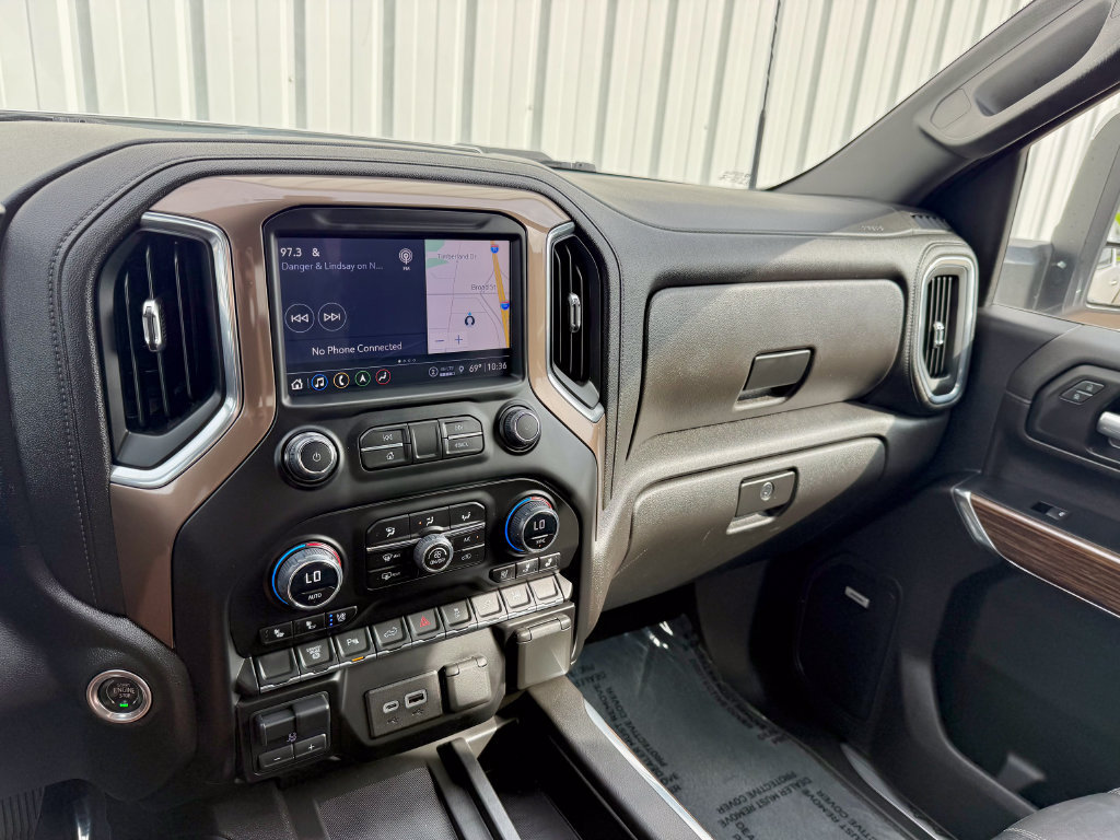 Used 2023 Chevrolet Silverado 2500 High Country AWD/4WD image 25