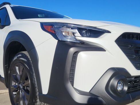 Used 2025 Subaru Outback Onyx Edition XT w/ Popular Package #2 image 5