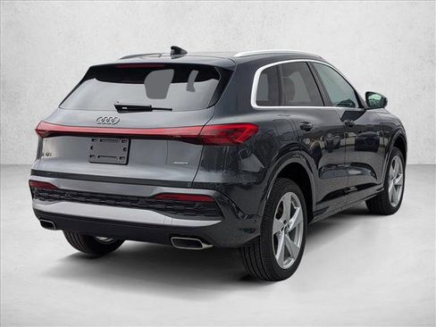 New 2025 Audi Q5 Premium Plus image 2