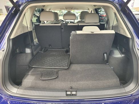 Used 2022 Volkswagen Tiguan SE FWD image 29