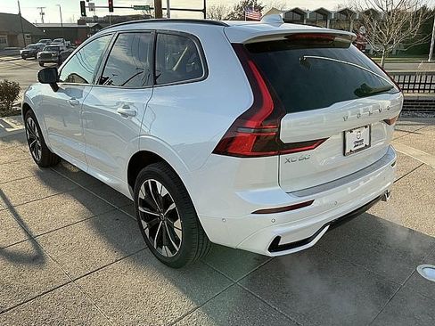 New 2026 Volvo XC60 T8 Plus w/ Protection Package Premier image 10