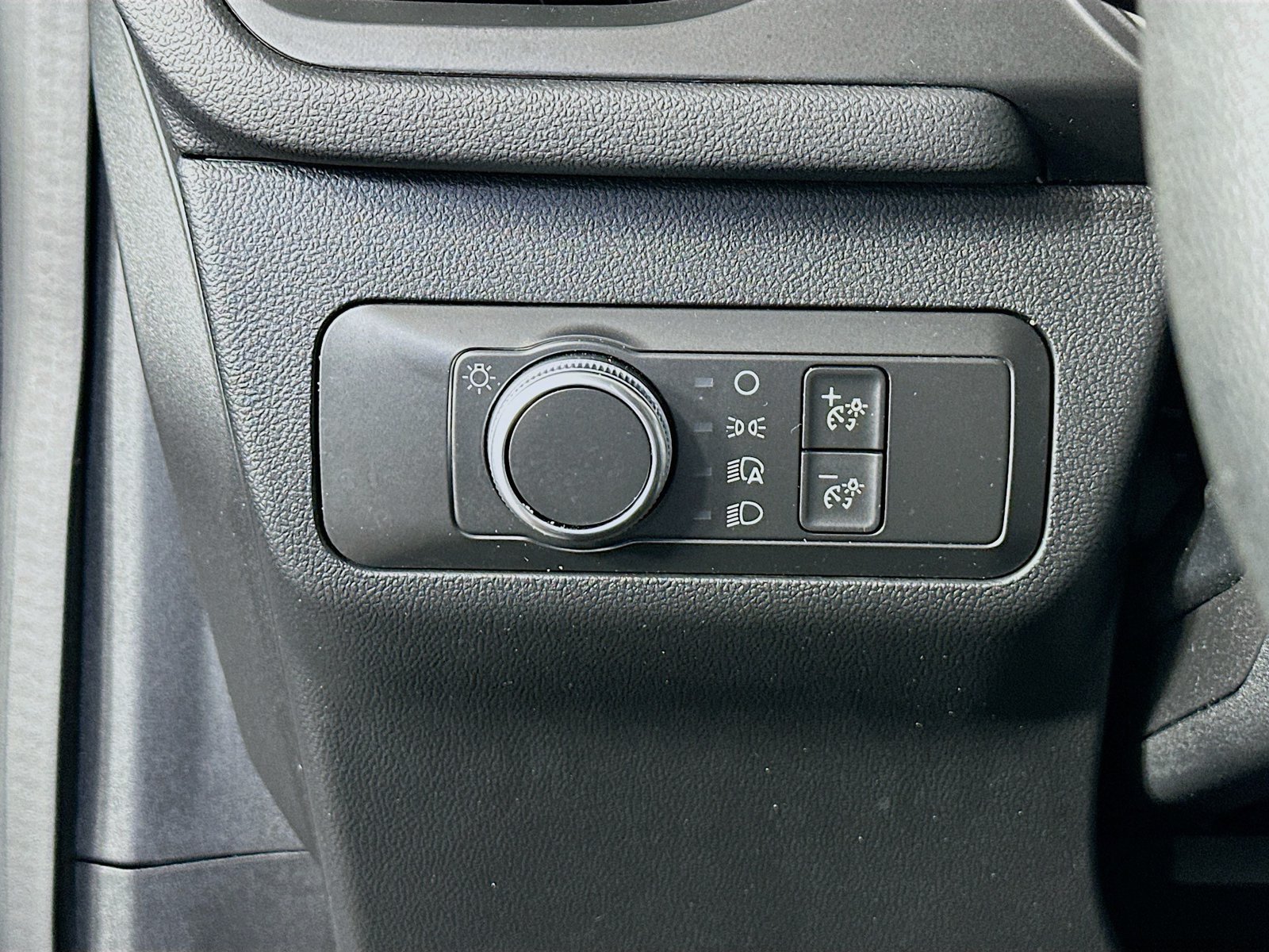 Used 2021 Ford Escape SE FWD image 10
