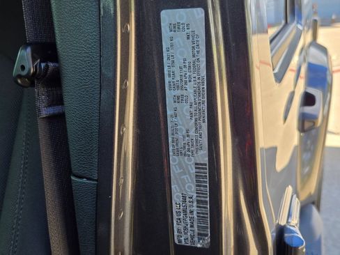 Used 2021 Jeep Gladiator Overland AWD/4WD image 17