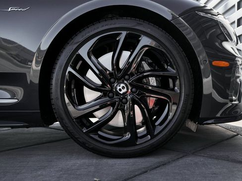 Used 2025 Bentley Continental GT Speed image 18