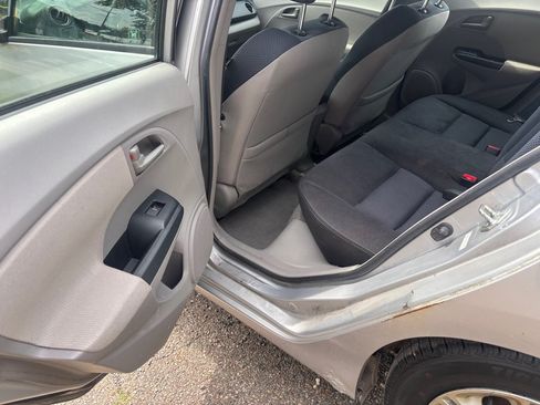 Used 2011 Honda Insight EX image 8