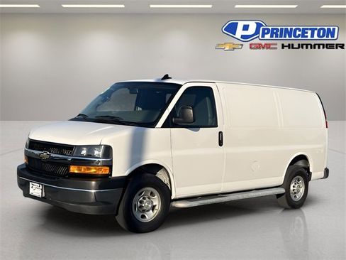 Used 2023 Chevrolet Express 2500 w/ Driver Convenience Package image 3