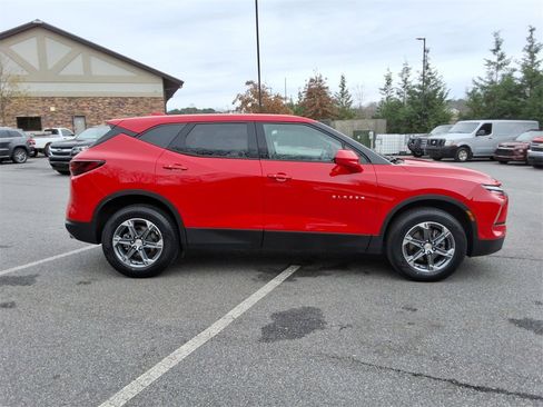 Certified 2024 Chevrolet Blazer LT image 4