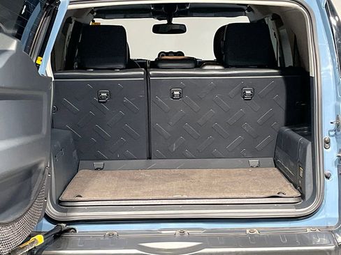 Used 2014 Toyota FJ Cruiser 4WD image 33