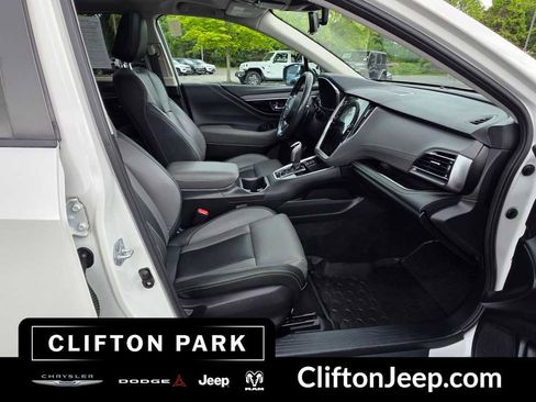 Used 2023 Subaru Outback Onyx Edition AWD/4WD image 15