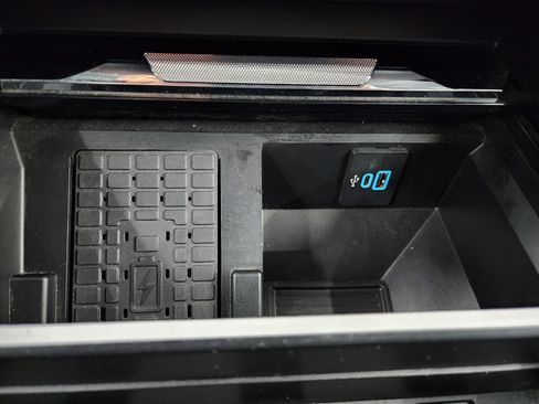 Used 2024 Ford F250 Lariat w/ Chrome Package image 67