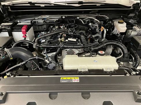 Used 2024 Toyota Tacoma SR5 RWD image 31