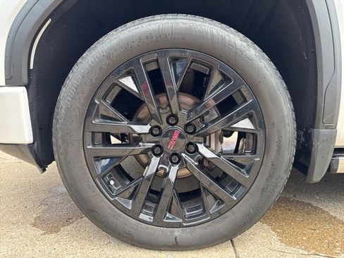 Used 2021 GMC Sierra 1500 Denali w/ Denali Ultimate Package image 13