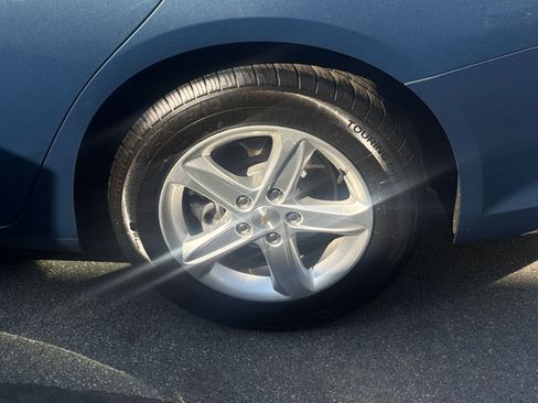 Used 2024 Chevrolet Malibu LT image 30