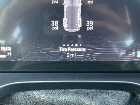 New 2026 Jeep Grand Cherokee Altitude image 29