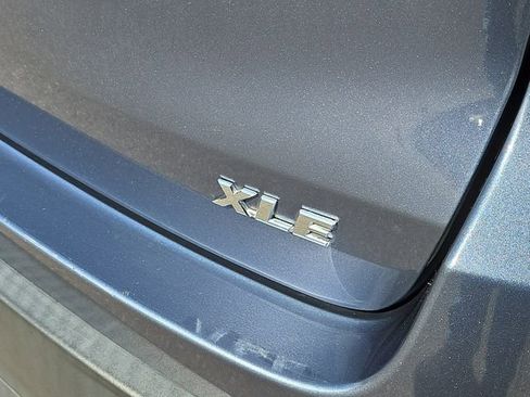 Used 2018 Toyota Highlander XLE image 6