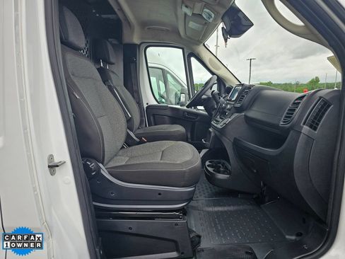 Used 2025 RAM ProMaster 2500 w/ U-Haul Equipment Group FWD image 23