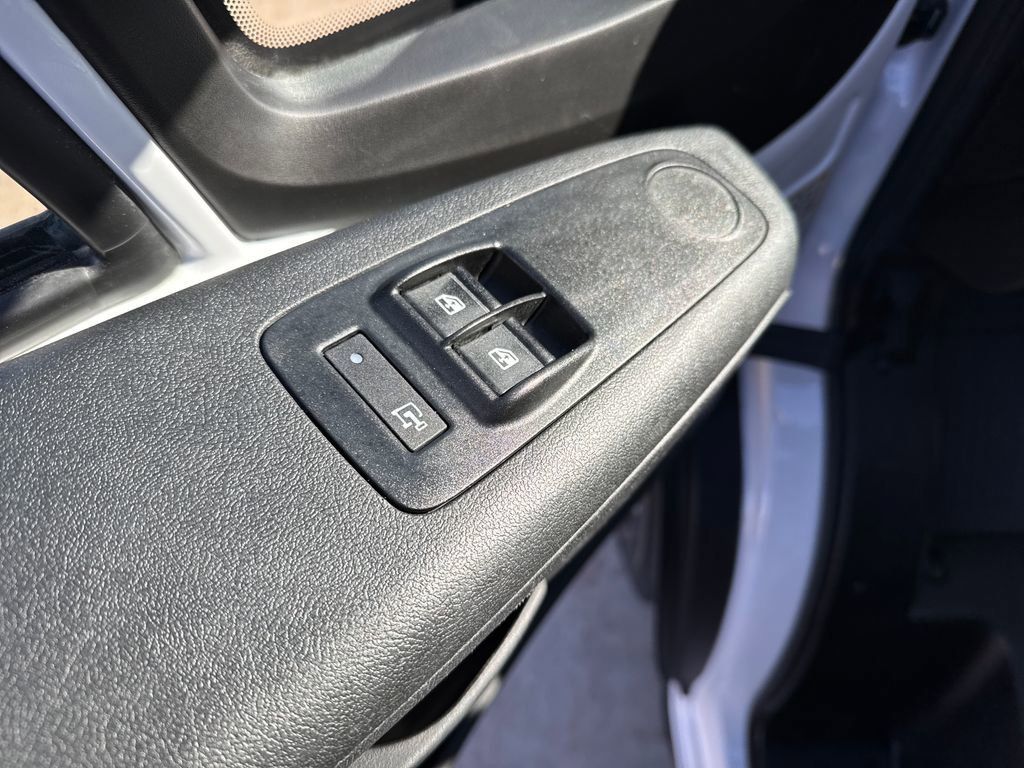 Used 2025 RAM ProMaster 2500 FWD image 14
