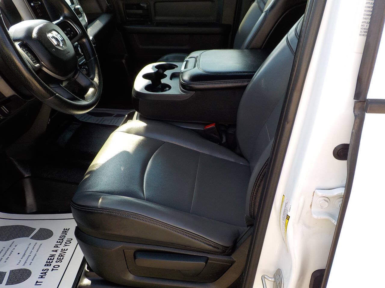 Used 2021 RAM 2500 Tradesman w/ Chrome Appearance Group AWD/4WD image 15
