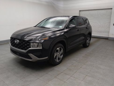 Used 2023 Hyundai Santa Fe SE image 2