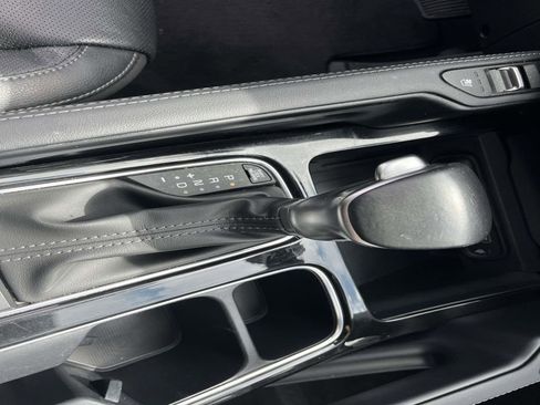 Used 2023 Kia Telluride EX w/ EX Captain's Chair Package image 26