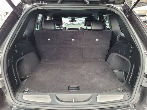 Certified 2019 Jeep Grand Cherokee Limited image 19