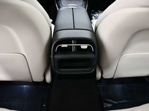 Used 2024 Mercedes-Benz E 350 4MATIC Sedan image 20