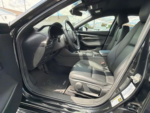 Used 2023 MAZDA MAZDA3 s FWD image 10