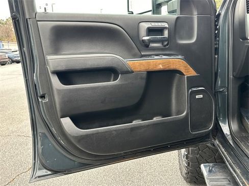 Used 2018 Chevrolet Silverado 2500 LTZ w/ Duramax Plus Package image 10