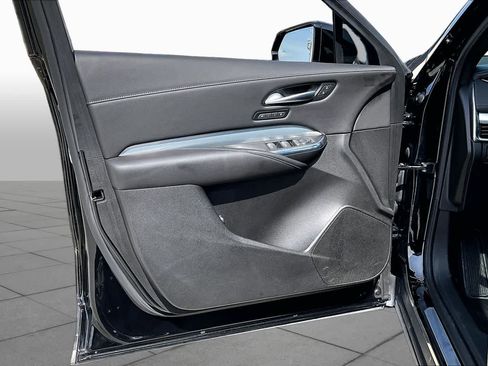 Used 2023 Cadillac XT4 Premium Luxury w/ Cold Weather Package FWD image 25