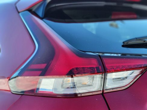 New 2025 Mitsubishi Eclipse Cross LE image 9