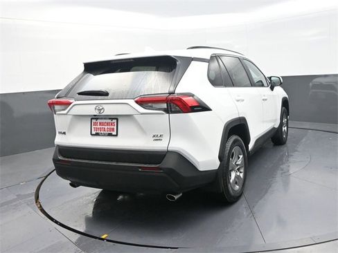New 2025 Toyota RAV4 XLE image 7