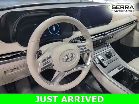 Used 2024 Hyundai Palisade Limited image 12