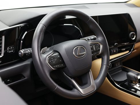 Used 2024 Lexus NX 250 FWD w/ Towing Package (2000 Lbs) image 46
