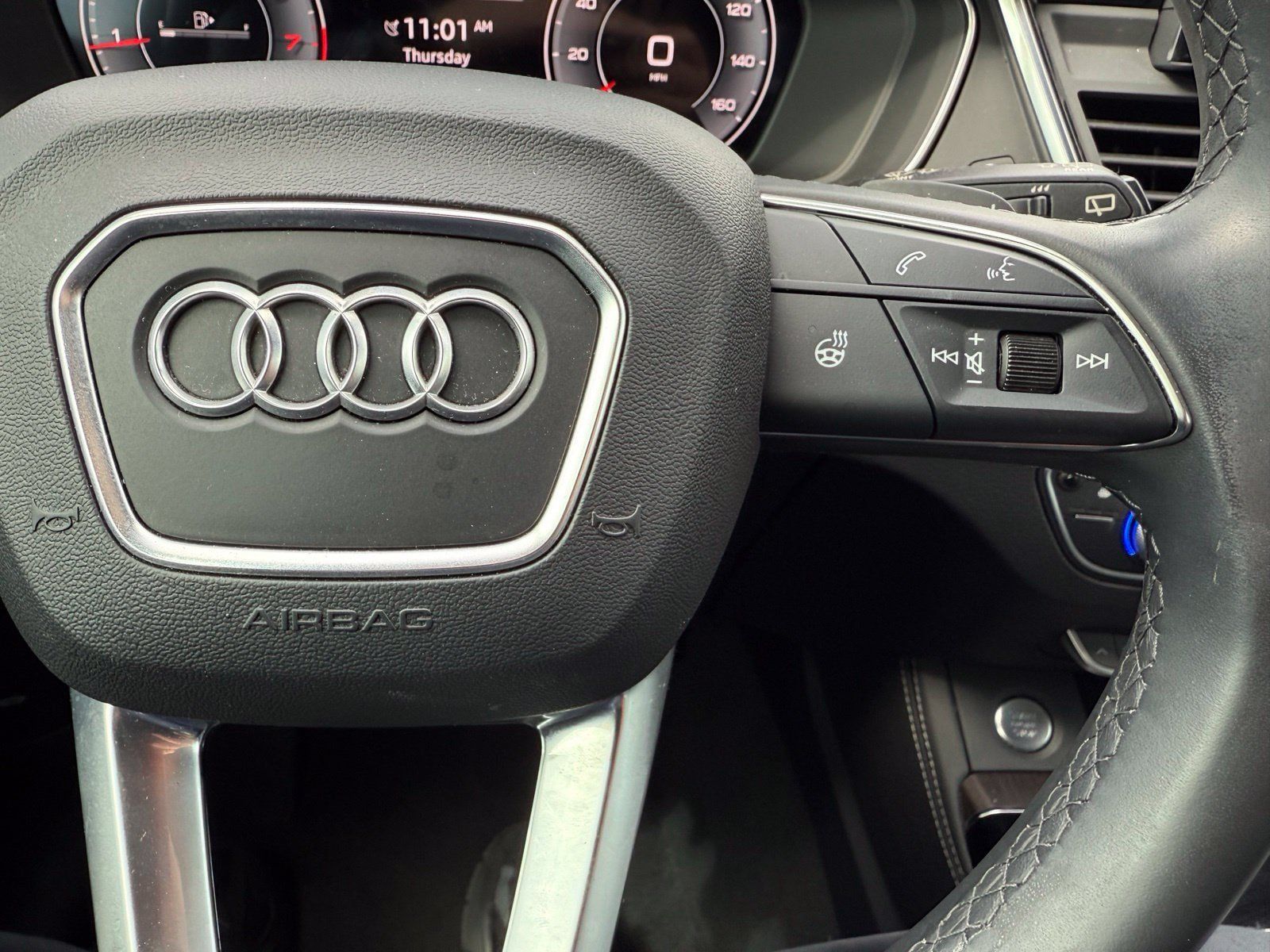 Used 2023 Audi Q5 2.0T Premium Plus w/ Premium Plus Package AWD/4WD image 17