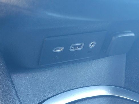 Used 2020 Chevrolet Malibu LT image 29