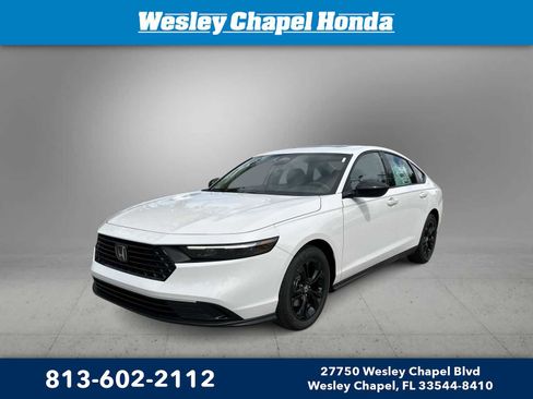 Used 2025 Honda Accord SE image 1