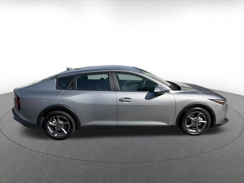 Used 2025 Kia K4 FWD image 13