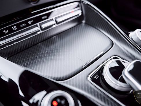 Used 2018 Mercedes-Benz AMG GT R image 76