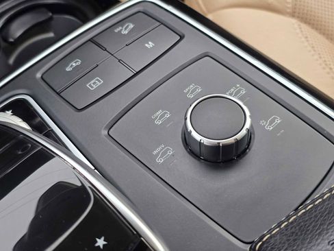 Used 2019 Mercedes-Benz GLE 43 AMG AMG GLE 43 image 37